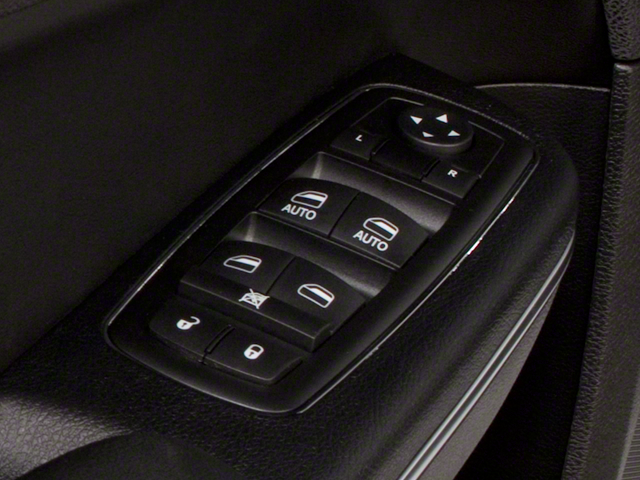 2013 Chrysler 300 C John Varvatos