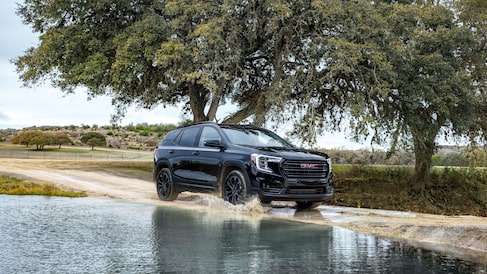 2022 GMC Terrain in Fenton, MI
