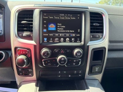 2017 RAM 1500 Big Horn Crew Cab 4x4 5'7" Box