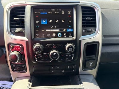 2017 RAM 1500 Big Horn Crew Cab 4x4 5'7" Box