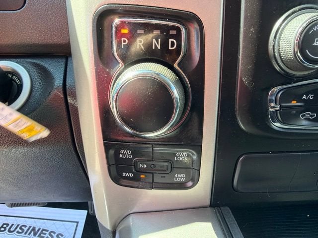 2017 RAM 1500 Big Horn Crew Cab 4x4 5'7" Box