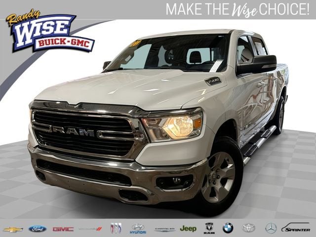 2021 RAM 1500 Big Horn/Lone Star 4x4 Crew Cab 5'7's photo