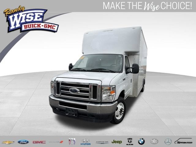 2022 Ford E-Series Cutaway