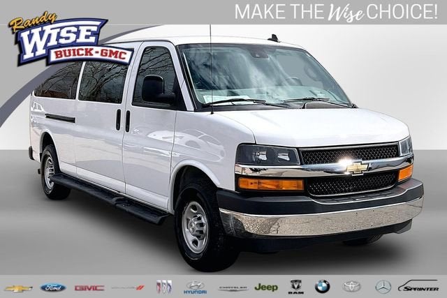 2023 Chevrolet Express 3500 LT Extended's photo