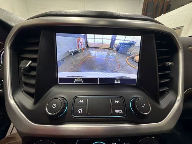 2022 GMC Acadia SLE