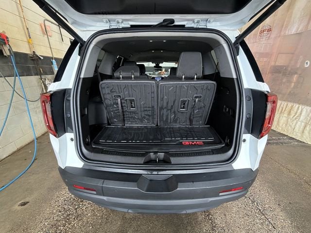 2022 GMC Acadia SLE