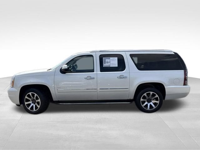 Used 2012 GMC Yukon XL Denali with VIN 1GKS2MEF2CR221496 for sale in Fenton, MI