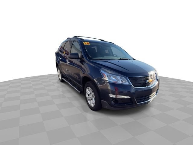 Used 2016 Chevrolet Traverse LS with VIN 1GNKRFED0GJ216021 for sale in Fenton, MI