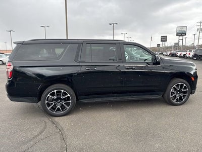2022 Chevrolet Suburban RST