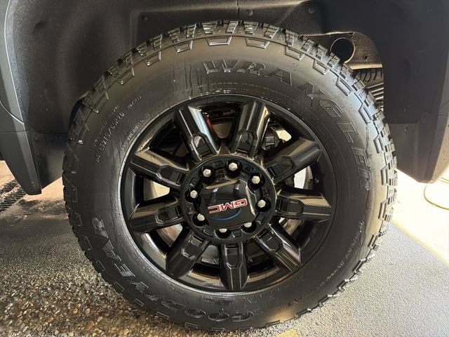 2024 GMC Sierra 2500HD AT4 - Photo 10