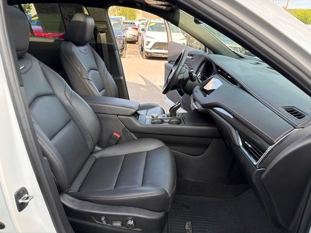 2023 Cadillac XT4 AWD Sport