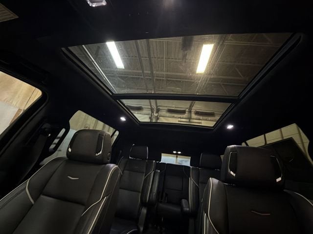 2023 Cadillac Escalade ESV Premium Luxury