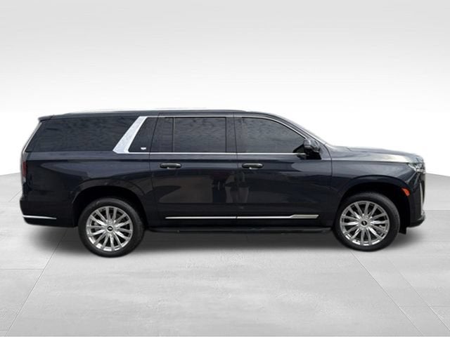 2022 Cadillac Escalade ESV Premium Luxury