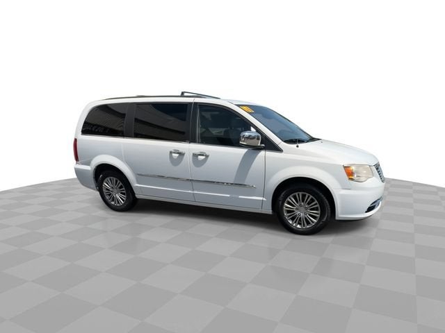 Used 2014 Chrysler Town & Country Touring-L with VIN 2C4RC1CG1ER198565 for sale in Fenton, MI