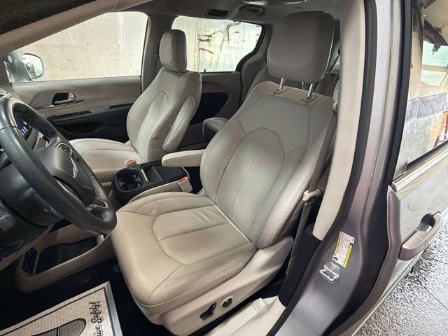 2018 Chrysler Pacifica Hybrid Touring L