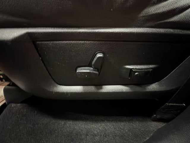 2018 RAM 1500 Big Horn Crew Cab 4x4 5'7" Box