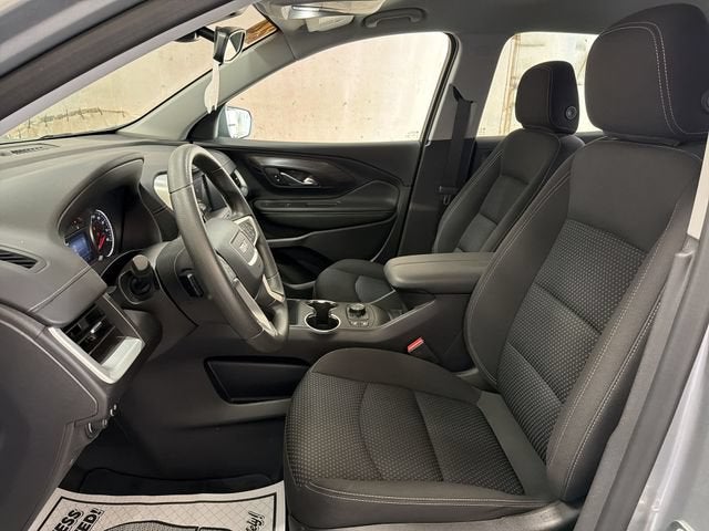 2024 GMC Terrain SLE - Photo 11