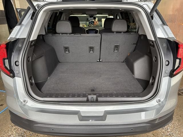 2024 GMC Terrain SLE - Photo 24