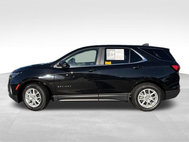 2024 Chevrolet Equinox LT - Photo 2