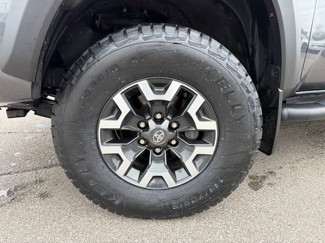 2022 Toyota Tacoma 4WD SR