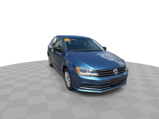Used 2015 Volkswagen Jetta S with VIN 3VW2K7AJ2FM320703 for sale in Fenton, MI