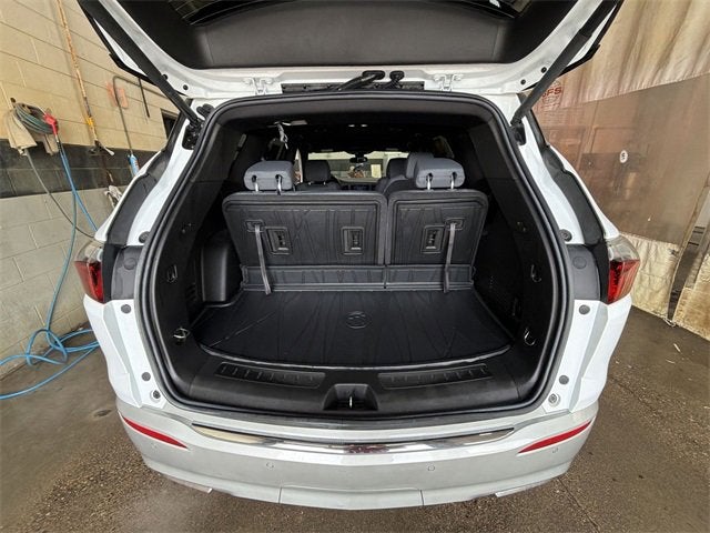 2022 Buick Enclave Essence