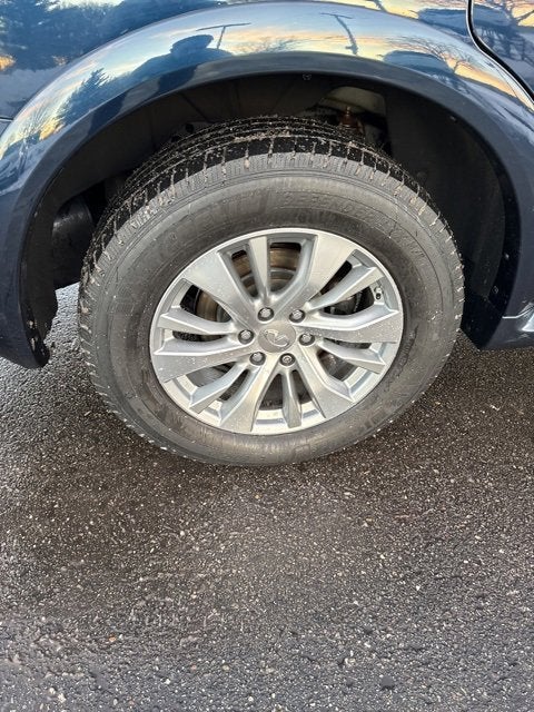 2017 INFINITI QX80 Base