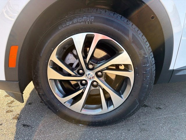 2022 Buick Envision Essence - Photo 9