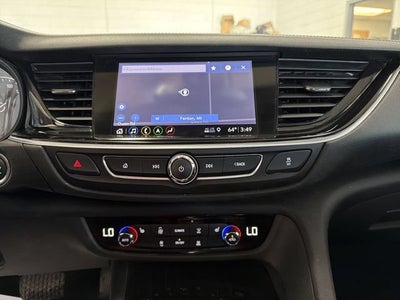 2019 Buick Regal TourX Essence