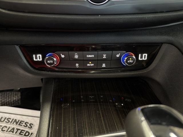 2019 Buick Regal TourX Essence