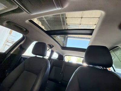 2019 Buick Regal TourX Essence