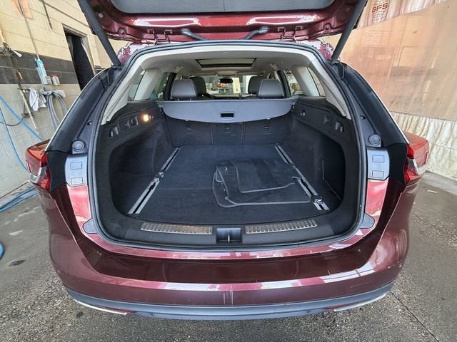 2019 Buick Regal TourX Essence