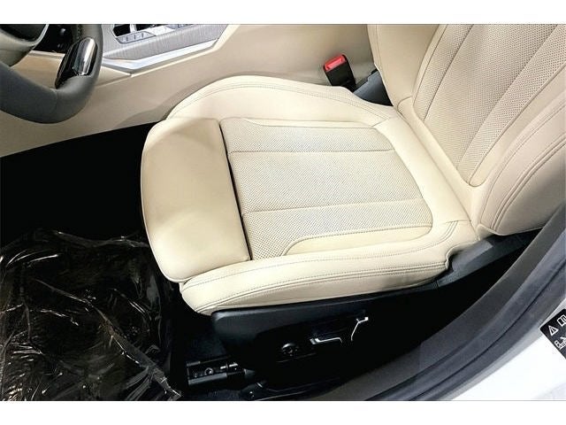 2025 BMW 3 Series 330i xDrive