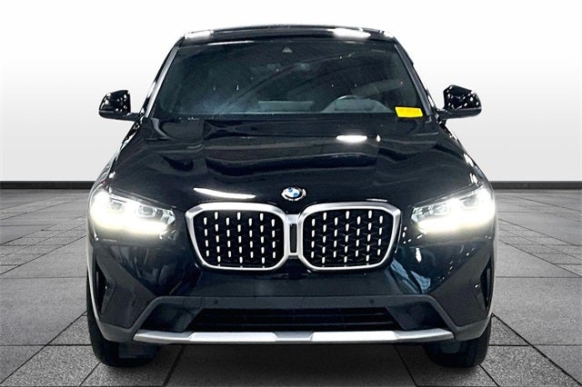 2023 BMW X4 xDrive30i
