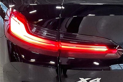 2023 BMW X4 xDrive30i