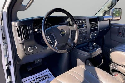2023 Chevrolet Express 2500 Work Van Cargo