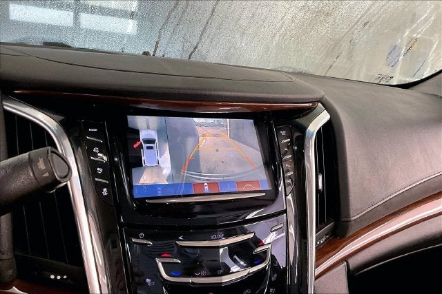 2018 Cadillac Escalade Luxury