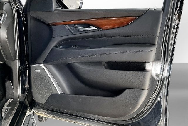 2018 Cadillac Escalade Luxury