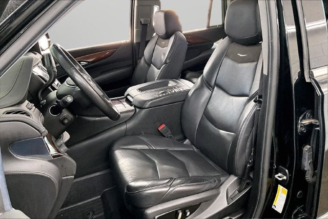 2018 Cadillac Escalade Luxury