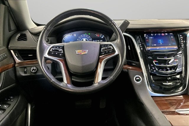 2018 Cadillac Escalade Luxury