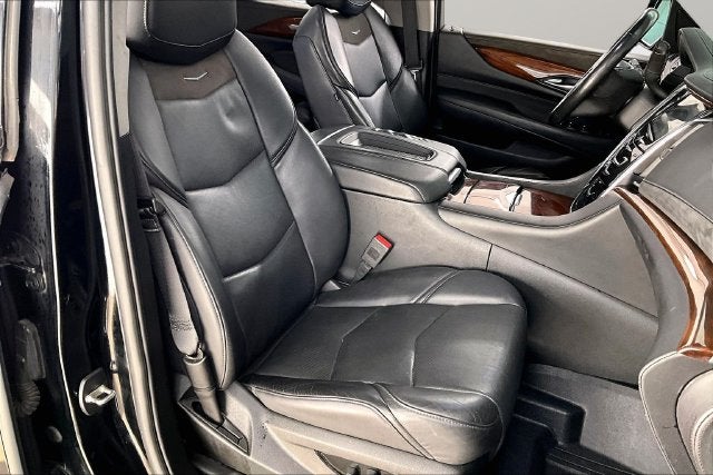 2018 Cadillac Escalade Luxury