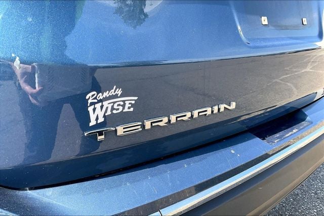 2024 GMC Terrain SLT