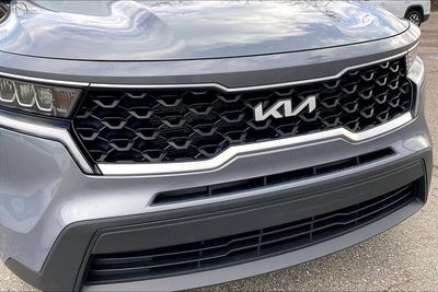 2022 Kia Sorento LX