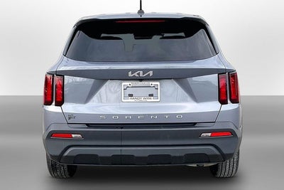 2022 Kia Sorento LX