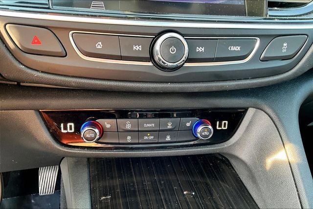 2019 Buick Regal TourX Essence