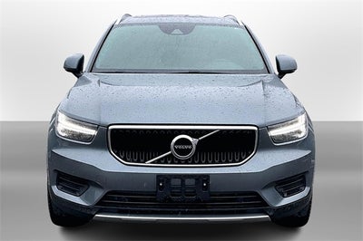 2019 Volvo XC40 Momentum