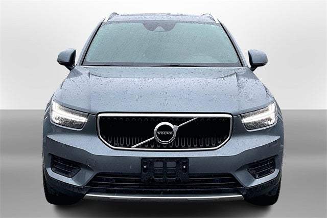 2019 Volvo XC40 Momentum