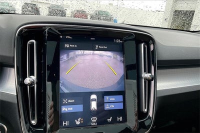 2019 Volvo XC40 Momentum