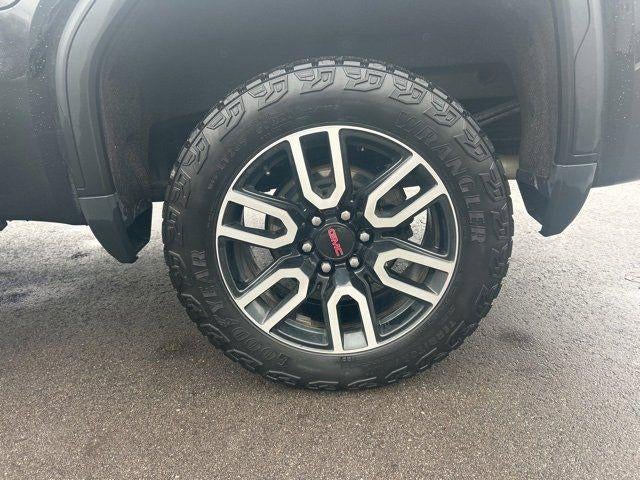 2022 GMC Sierra Limited AT4