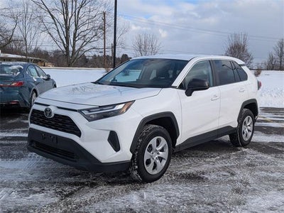2024 Toyota RAV4 LE
